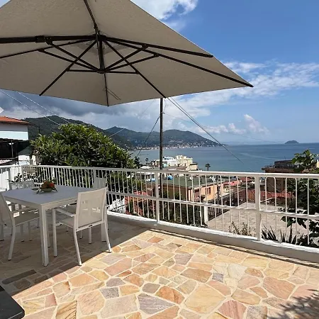 Calma E Relax In Laiugueglia, Mare E Tranquillita Tatil Evi *