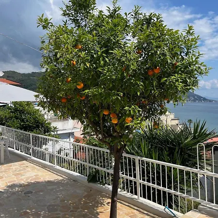 Calma E Relax In Laiugueglia, Mare E Tranquillità